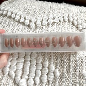 Toasted Sugar Almond Static Nails pop-on manicure—brand new full set!